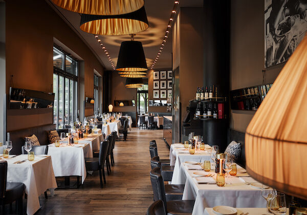 Buchwerk Hamburg Restaurant Dacaio 02 Blick in das stilvolle sowie großzügige Restaurant DaCaio
